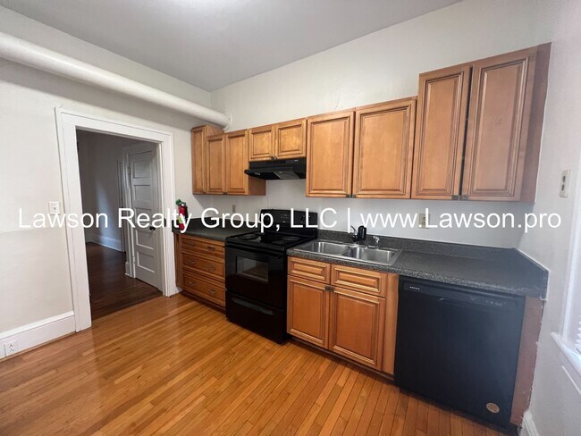 Building Photo - 1625 Westover Ave SW