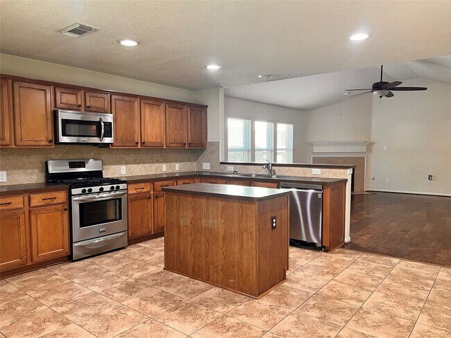 Building Photo - 174 Fairwind Trail Dr