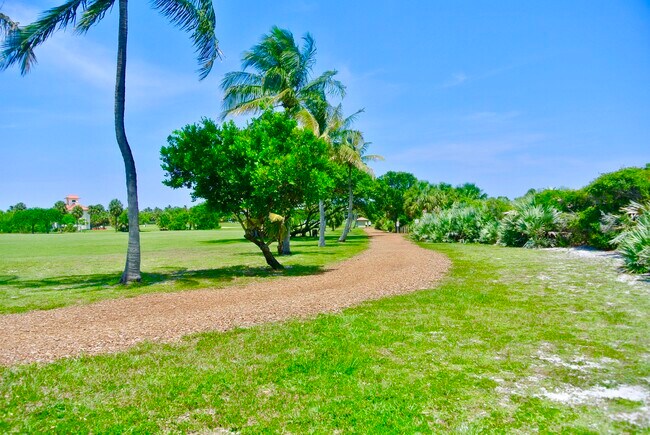 Building Photo - 121 Ocean Cove Dr