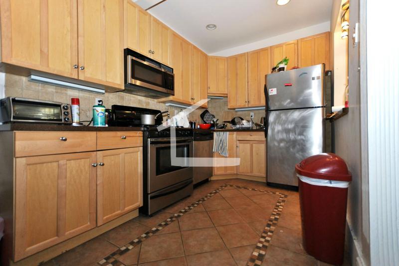 Building Photo - 8 Saint Lukes Rd