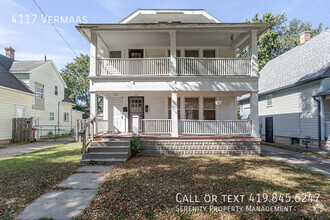 Building Photo - Charming Two Bedroom Upper Unit Duplex For...