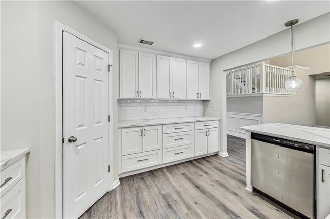 Building Photo - 4262 Defoors Farm Trail
