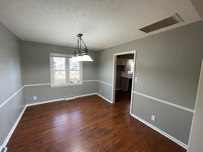 Building Photo - What a Beautiful home at 2500sq ft!  A cha...