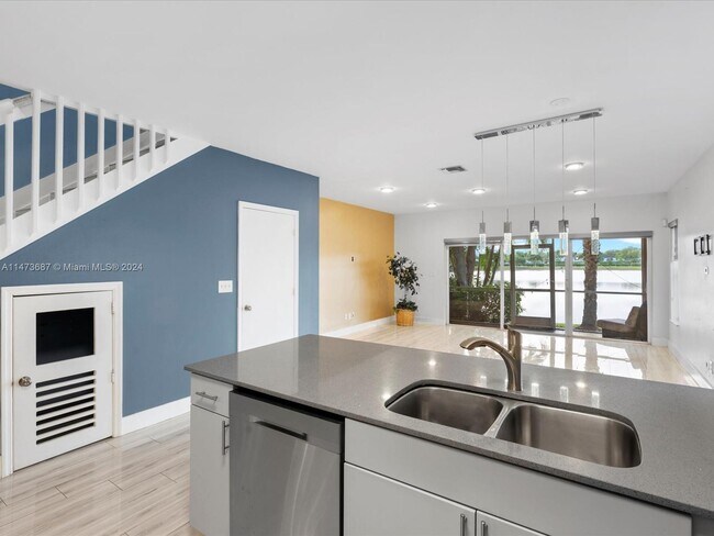 Building Photo - 12170 SW 5th Ct