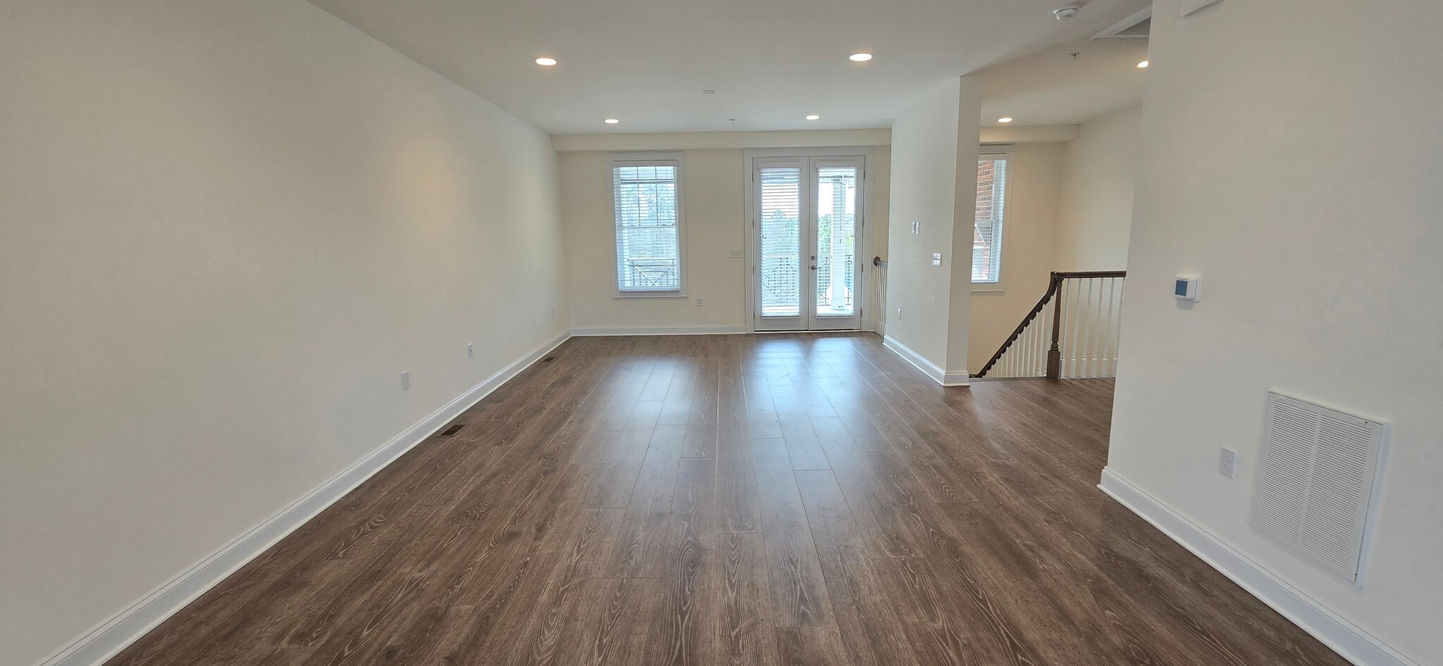 Building Photo - 1722 Old Brick Rd