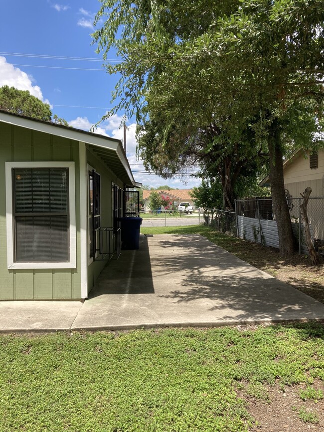 Primary Photo - "Charming 2-Bedroom Oasis on West Commerce...