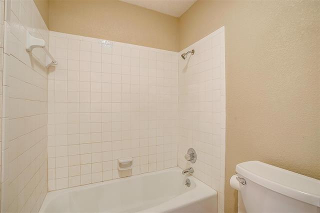 Building Photo - 4860 Ledgestone Ct