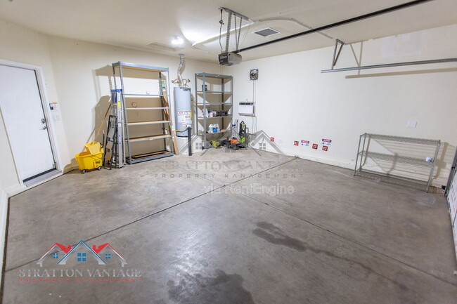 Building Photo - 3068 E Ravenswood Dr