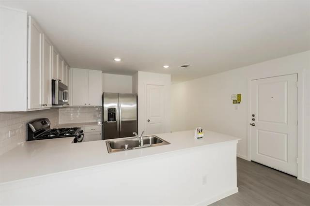 Building Photo - 2602 Bartlett St