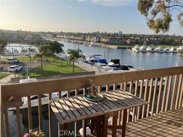 Building Photo - 5327 Marina Pacifica Dr