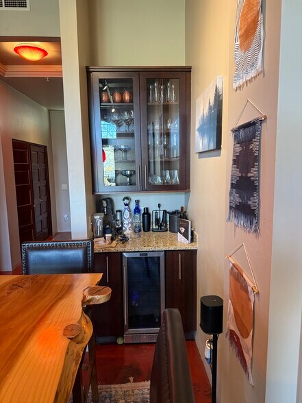 Building Photo - 150 Village Crossing Way