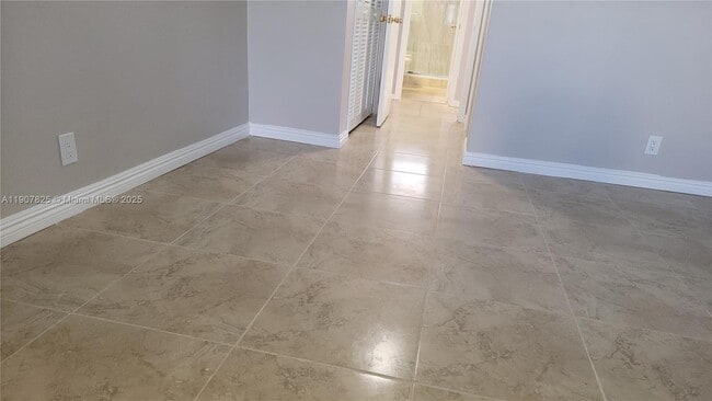 Building Photo - 4731 NW 10th Ct