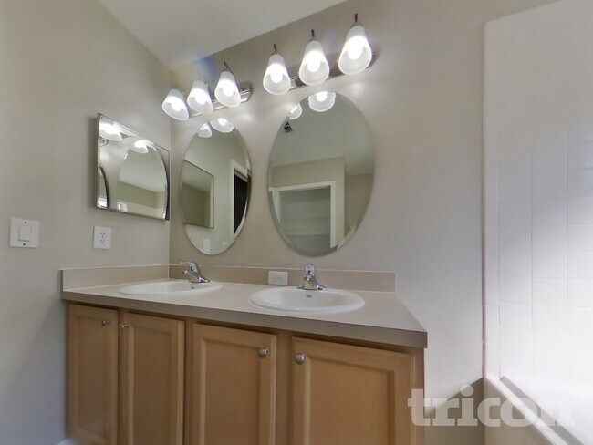 Building Photo - 647 Whitetail Loop