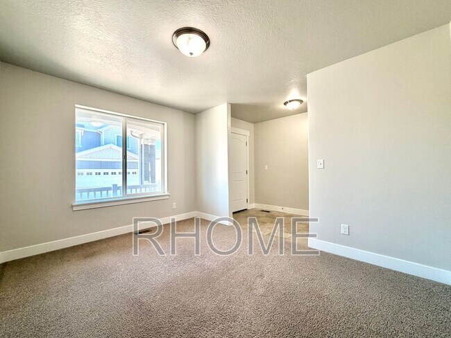 Building Photo - 4102 W 1800 N