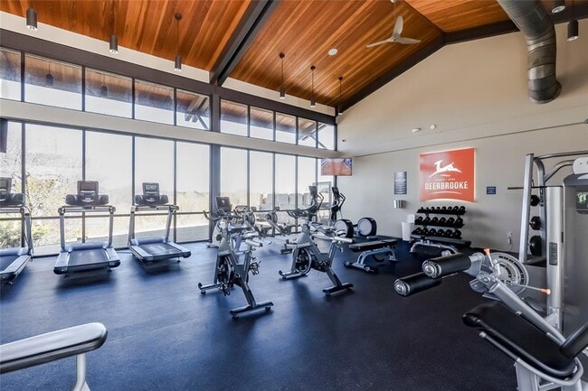 Building Photo - 2824 Stone Branch Dr