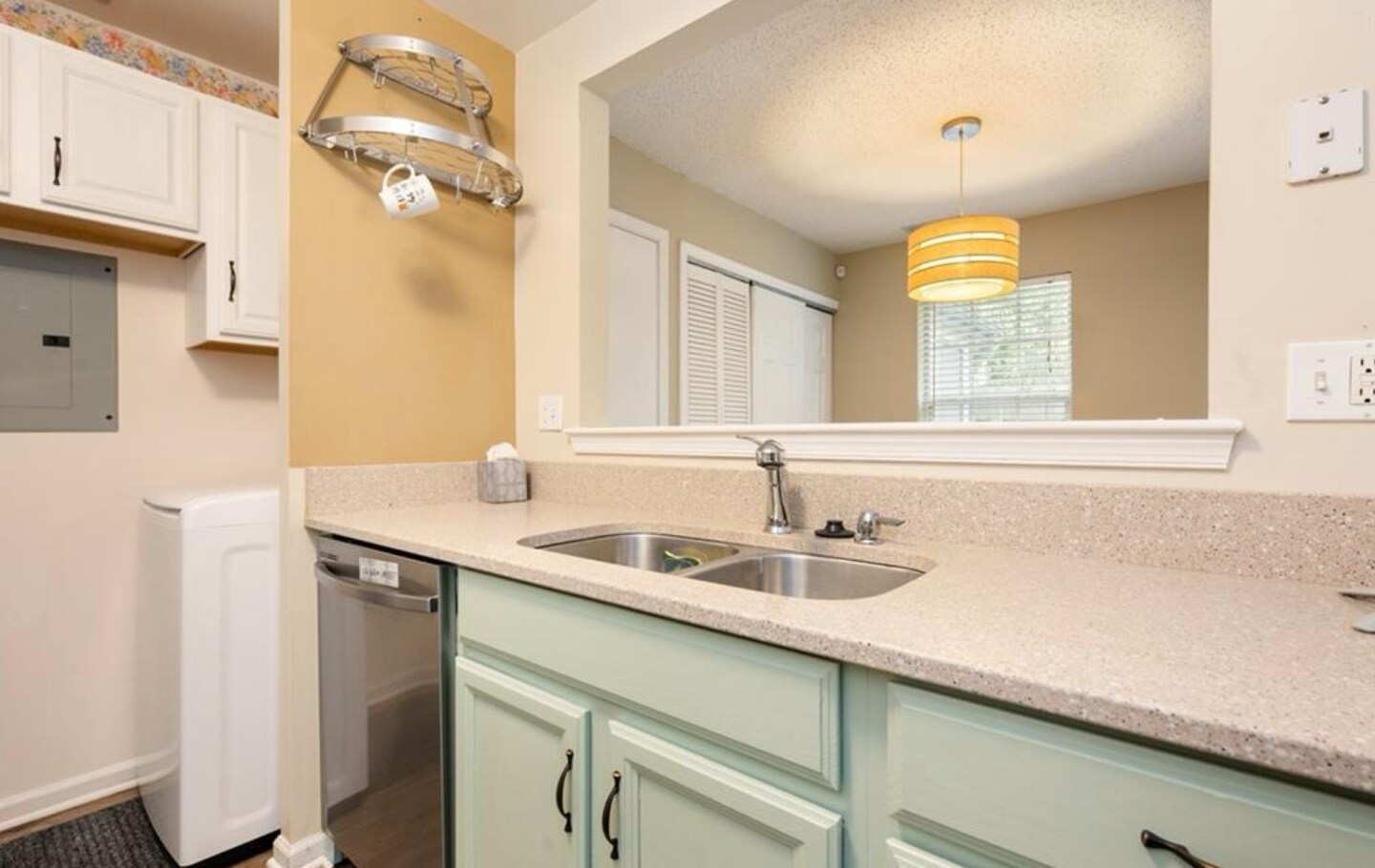 Building Photo - 4520 Shallowford Cir