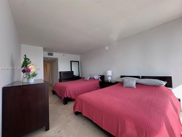 Building Photo - 1717 N Bayshore Dr