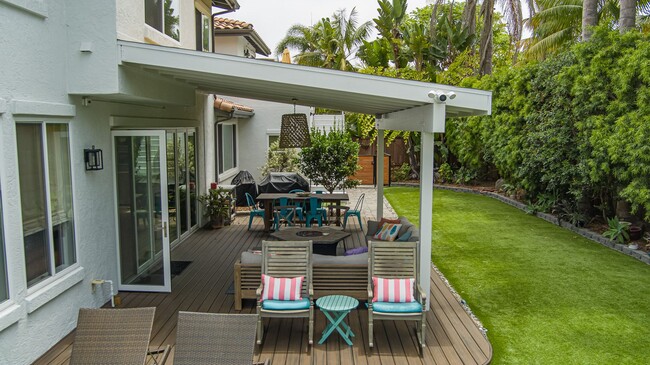 Building Photo - Resort-Style Encinitas Estate with Pool