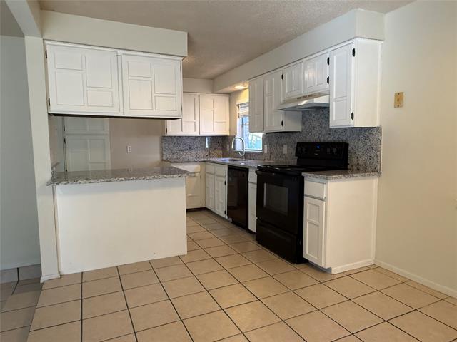 Building Photo - 5400 Holly Trail