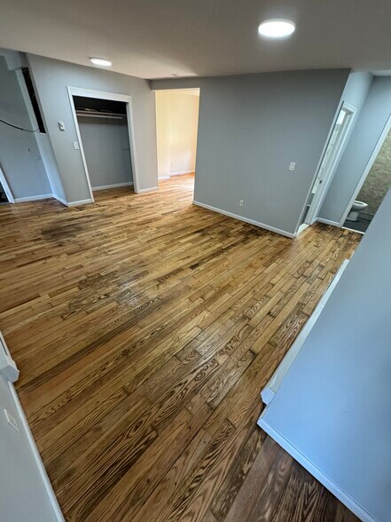 Building Photo - 35 Highland Ave