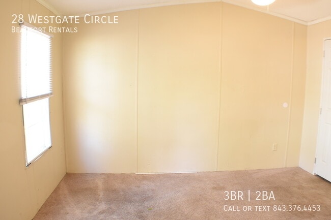Building Photo - 28 Westgate Cir