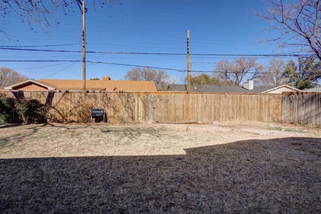 Building Photo - PRE-LEASING for AUGUST - A Great Farmhouse Chic 3/2/2 near Texas Tech