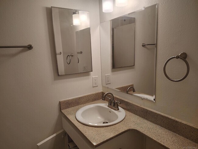 Building Photo - 12112 Wilsey Way
