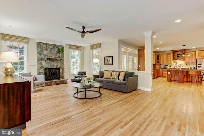 Building Photo - 9110 Sterling Montague Dr