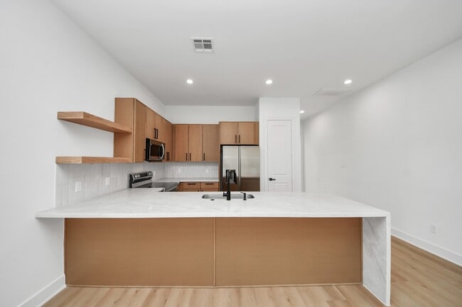 Building Photo - 4607 Gunter St