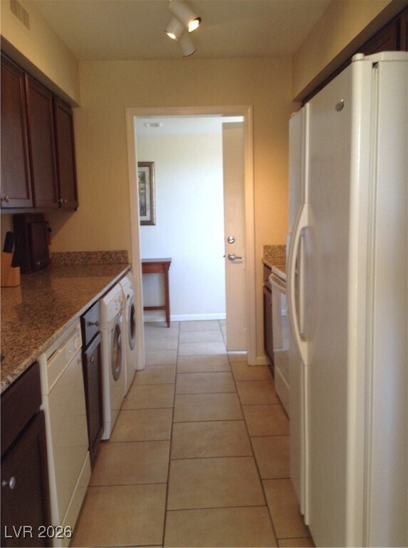 Building Photo - 682 Oakmont Ave