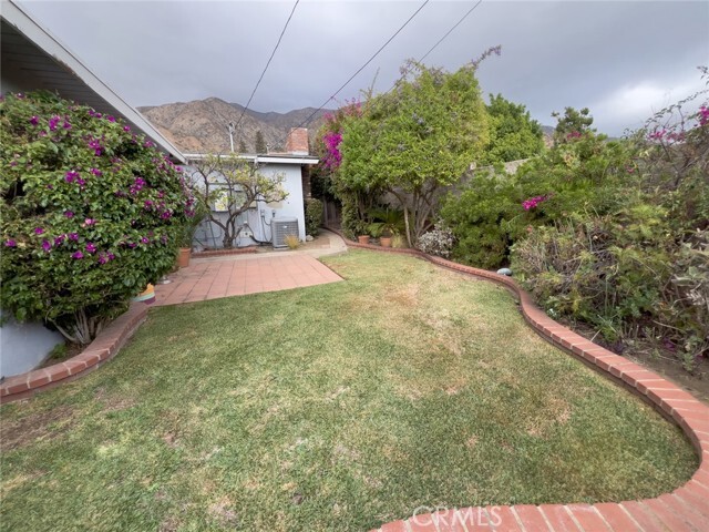 Building Photo - 462 Crestvale Dr