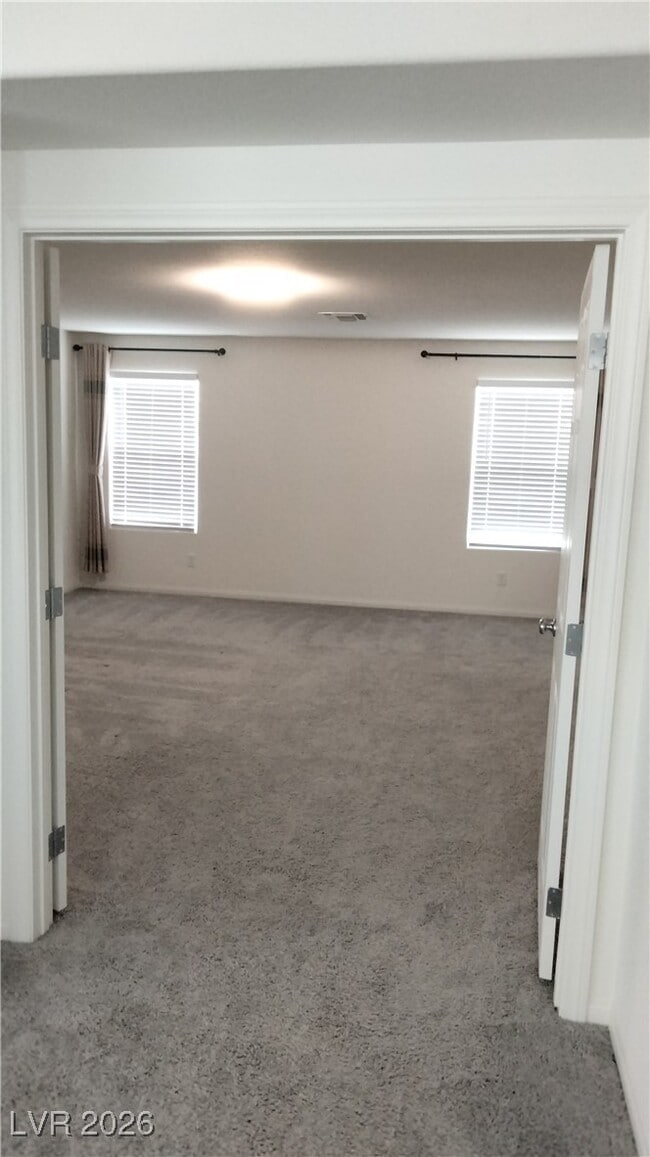 Building Photo - 7513 Lush Oasis Ave.