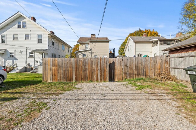 Building Photo - 2876 Indianola Ave