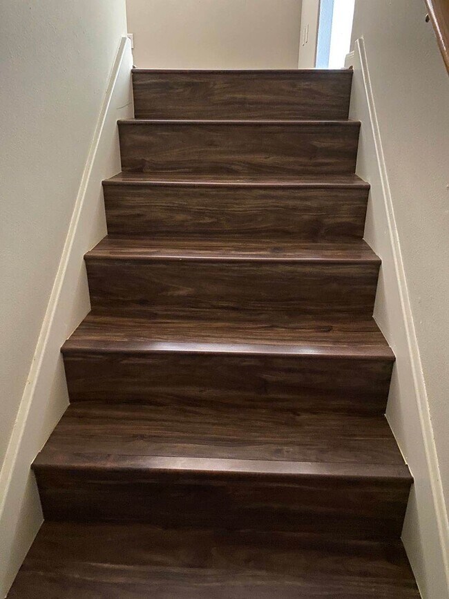 Building Photo - 818 Forest Fir