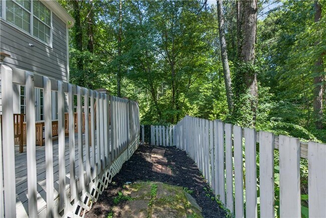 Building Photo - 5035 N Bridges Dr