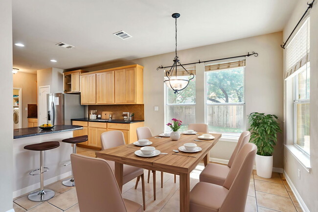 Building Photo - 150 Abbey Dr