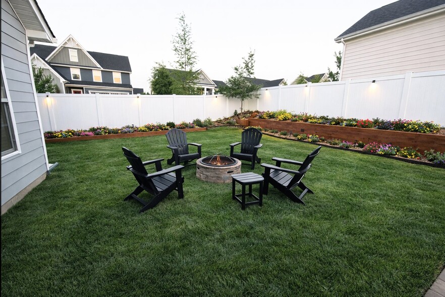 Building Photo - 11010 Watterson Square Ln