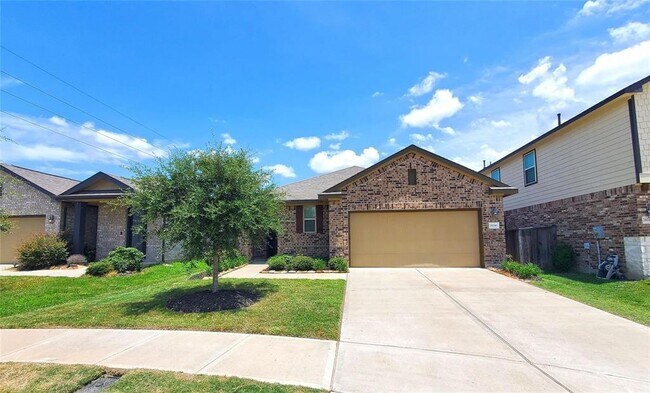 Building Photo - 26046 Quiet Field Ct