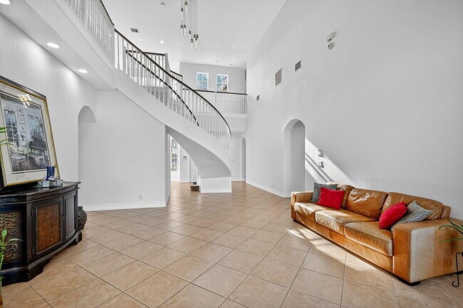 Building Photo - 8797 Cobblestone Point Cir