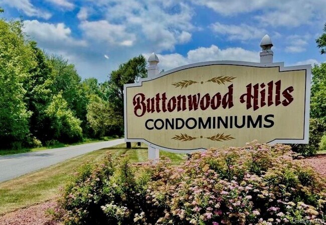 Building Photo - 376 Concord Ln