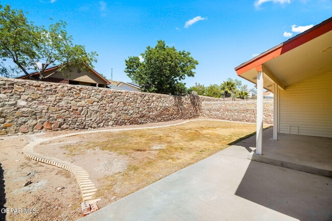 Building Photo - 568 Mogollon Cir
