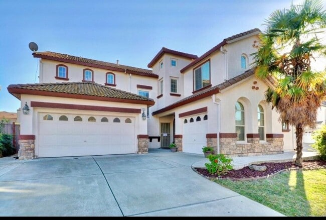 Primary Photo - Resident Benefit Package Property - A very...