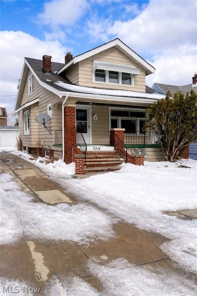 Building Photo - 7014 Thornton Dr