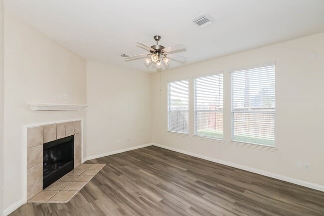 Building Photo - 24514 Kestrel View