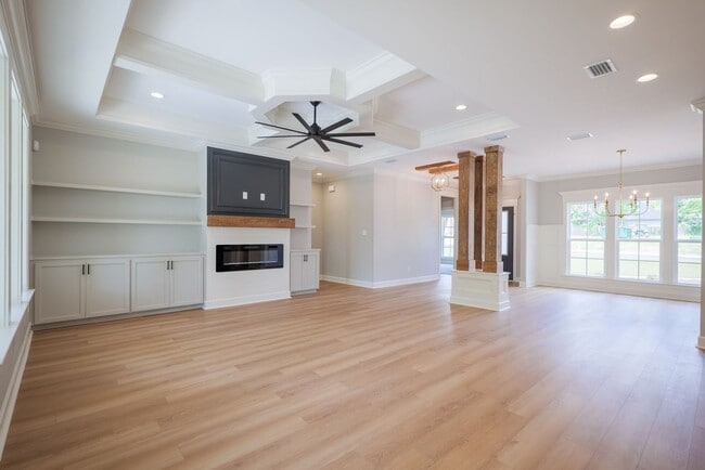 Building Photo - 5039 Hatfield Cir