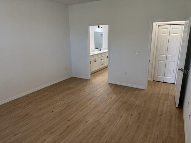 Building Photo - 3460 Tupelo Ave