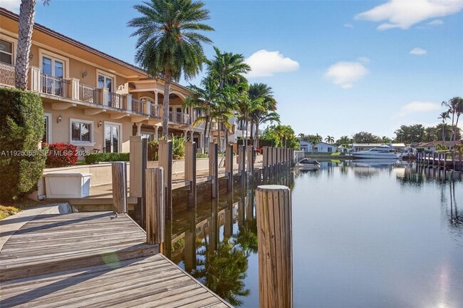 Building Photo - 4060 NE 26th Ave