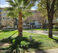 Building Photo - 349 E Thomas Rd