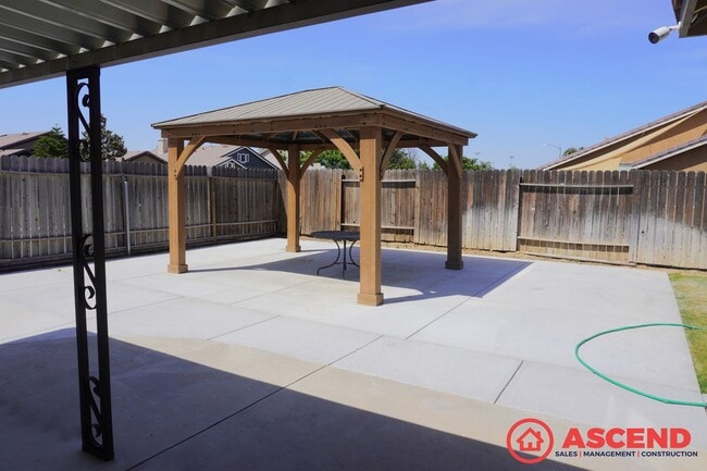Building Photo - Beautiful Home Located in Rosedale!