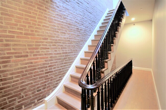 Building Photo - 101 Avenue A